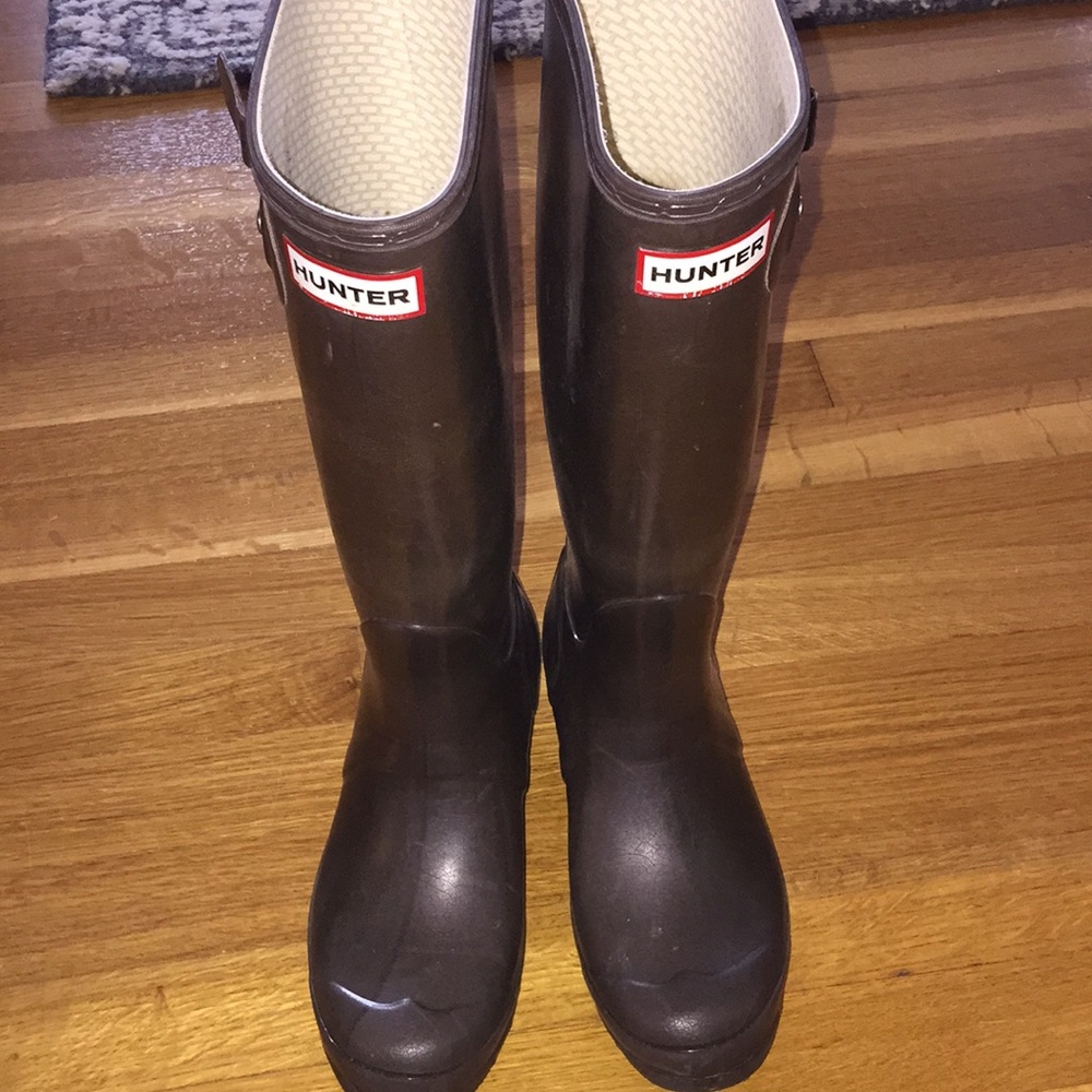 Chocolate brown hunter rain boots